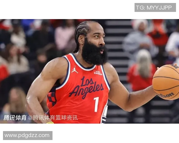 今天火箭与快船激战正酣球迷期待精彩对决与精彩瞬间