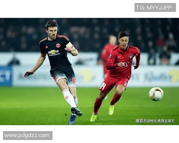 亚特兰特与索诺拉的激烈对决揭示足球战术与团队协作的精彩瞬间