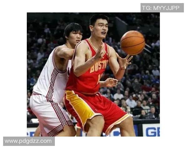 河升镇与姚明在2003年亚锦赛的精彩对决与历史意义解析